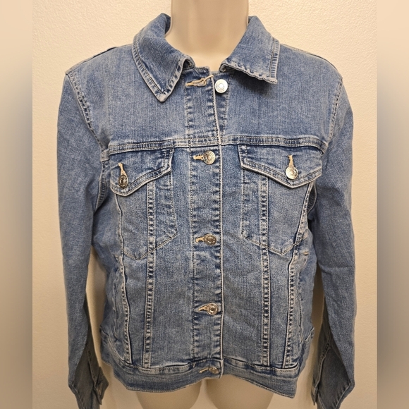 NWT Mango Ladies Cropped Classic Denim Jacket - Picture 1 of 4